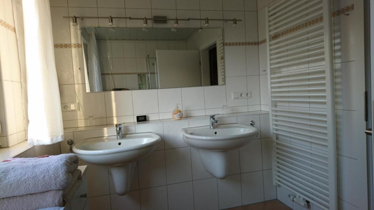 Ferienwohnung Niemeyer Oldenburg Buitenkant foto